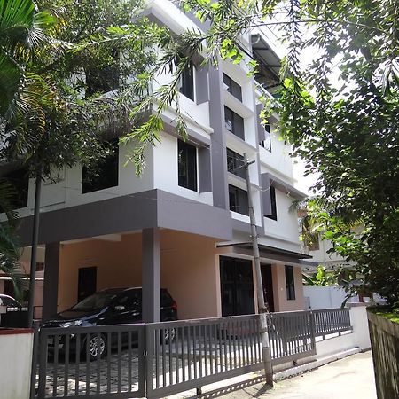 Anchorage Serviced Apartments Kochi Buitenkant foto